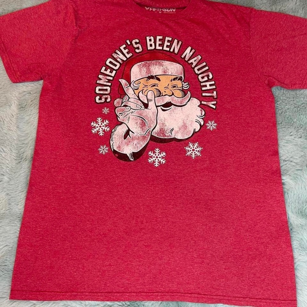 Fifth Sun Santa "Someone's Been‎ Naughty" Christmas T-Shirt Red Size M 19x25